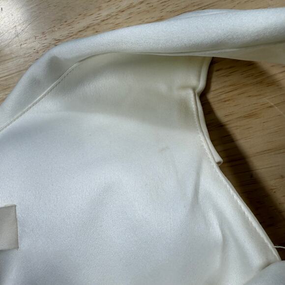 House of CB White Off-Shoulder Midi Dress - Picture 5 of 13